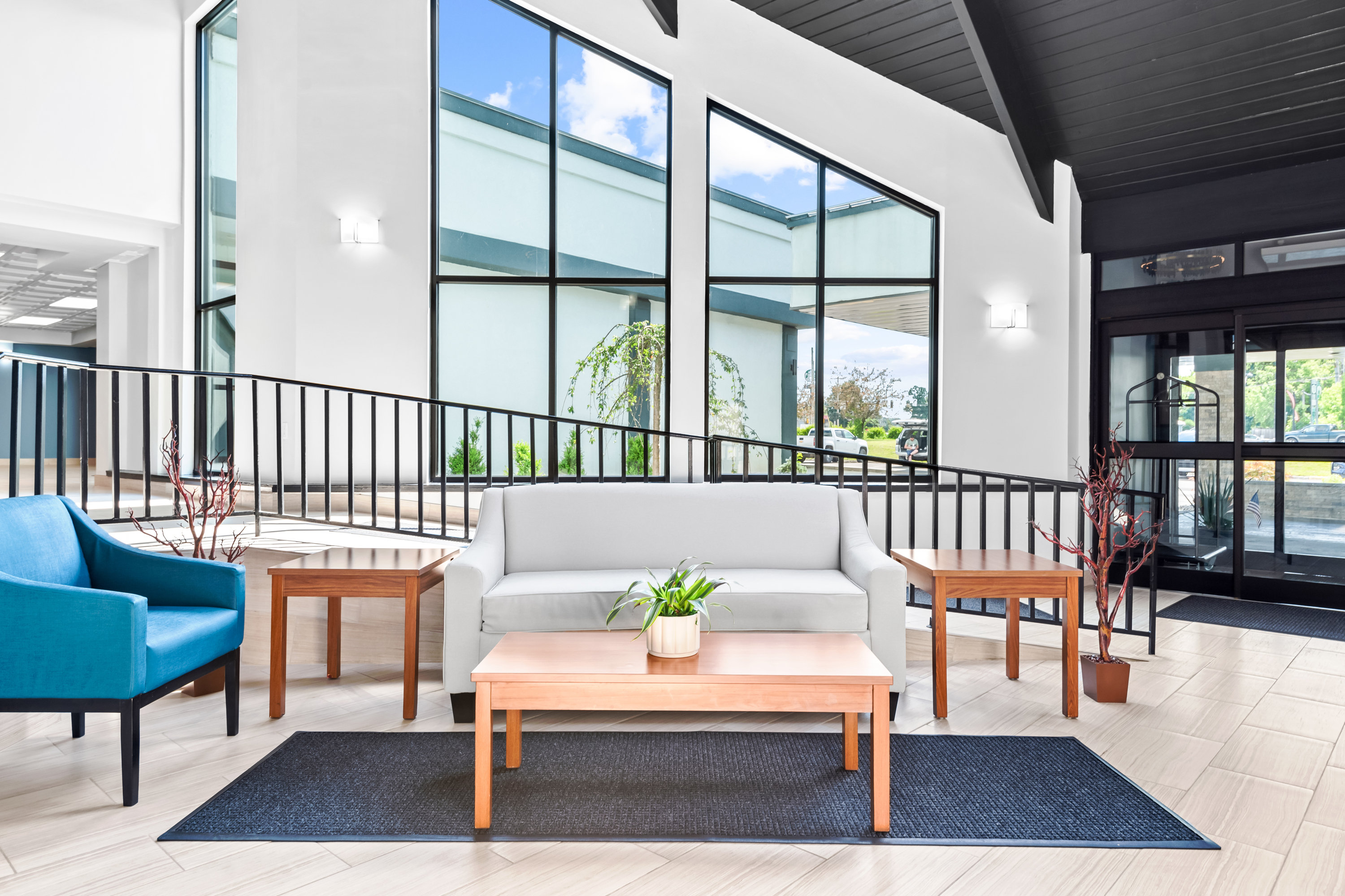 HomeTowne Studios by Red Roof & Conference Center Cortland 33/55
