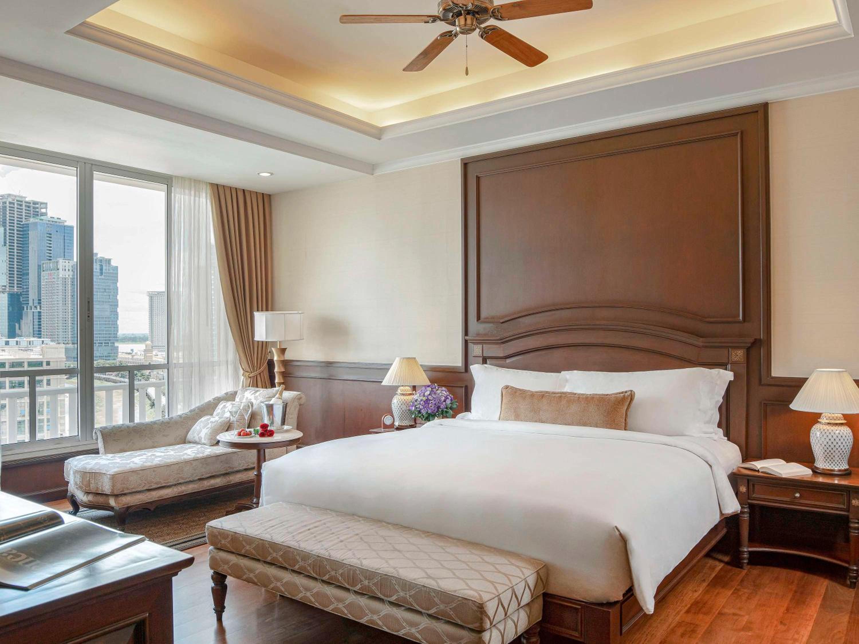 Opera, Suite, King Bed