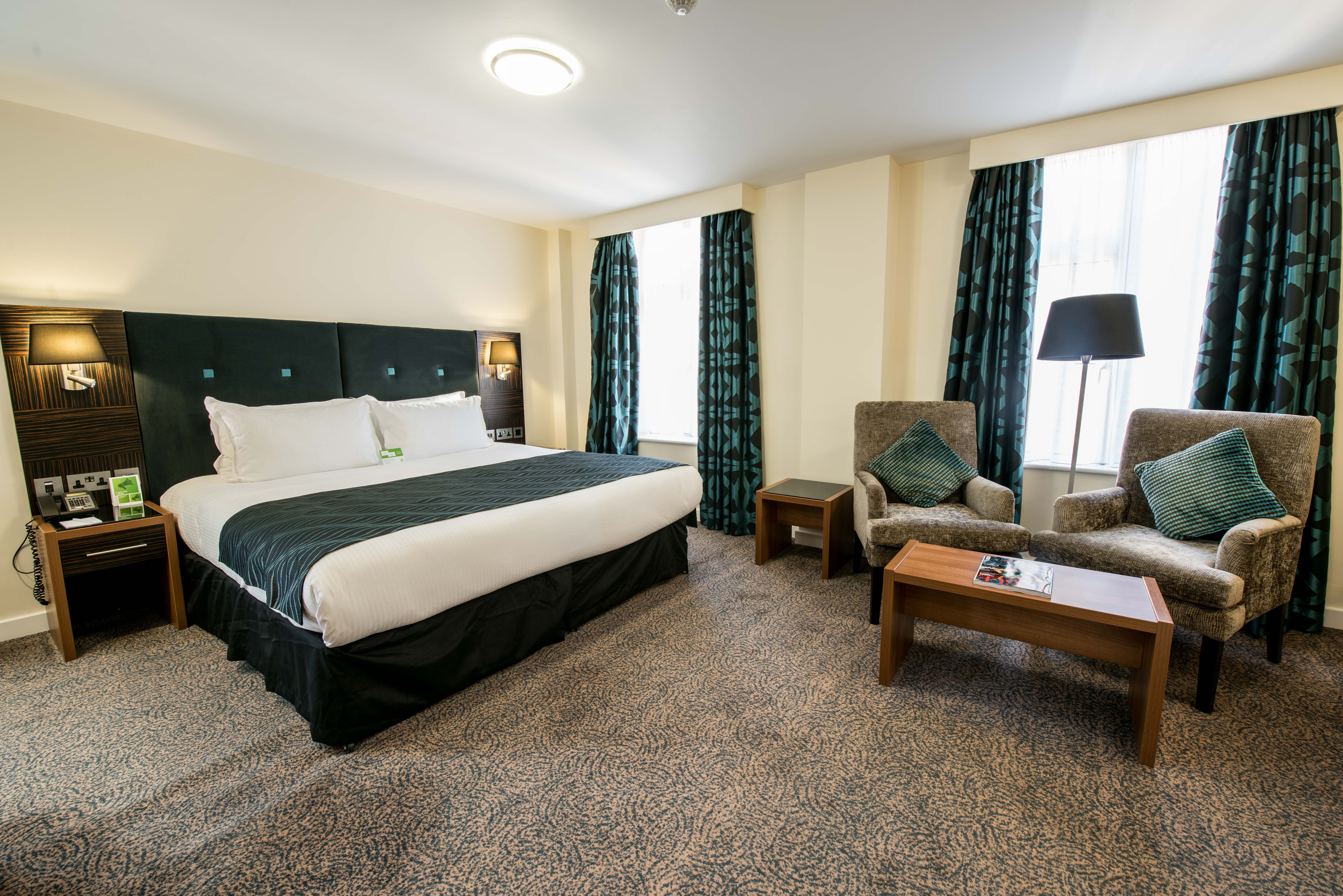 غرفة تنفيذية بسرير مزدوج، Holiday Inn London - Kensington High St. by IHG 2/6
