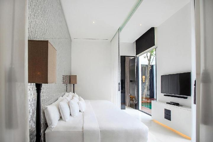 2 Bedrooms, Pool, Villa