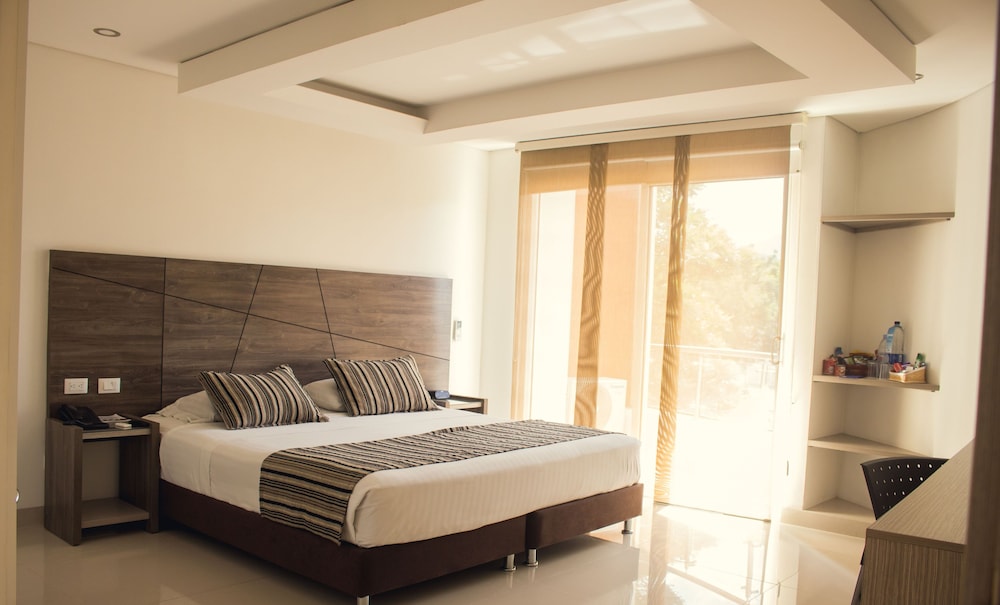 Hotel Toscana Plaza 17/65
