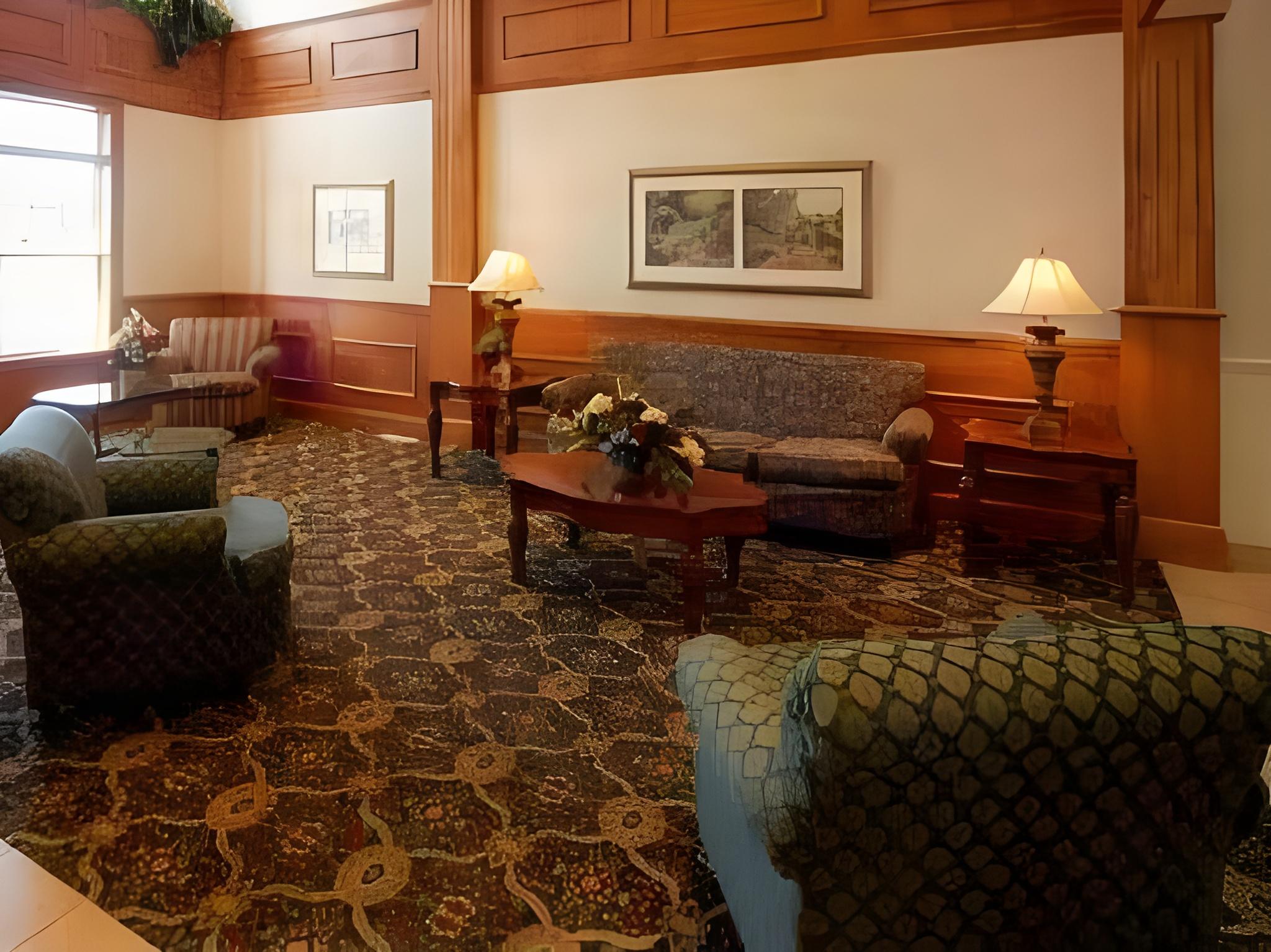Hampton Inn by Hilton Chelsea 12/21