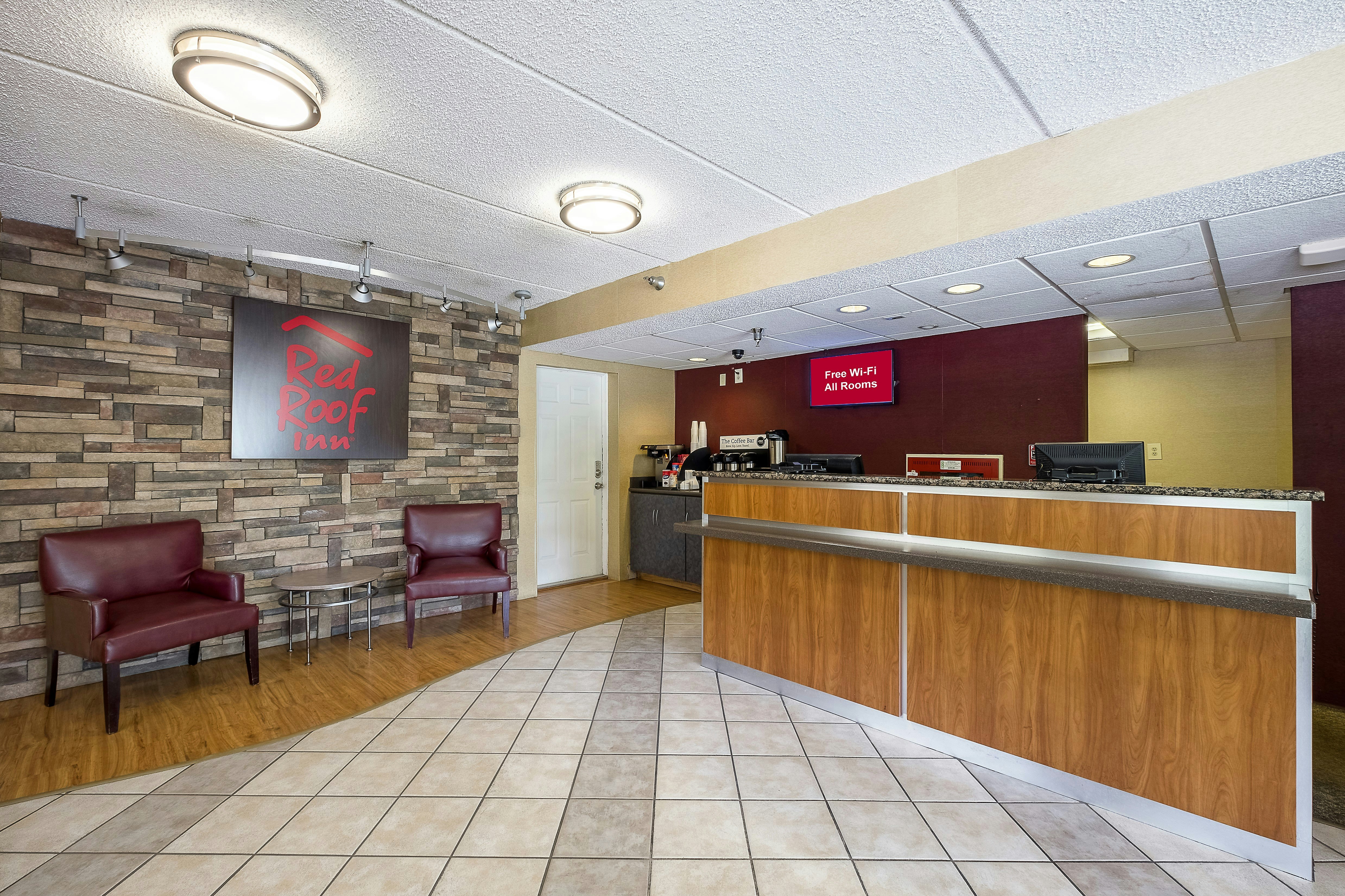 Red Roof Inn Tampa - Brandon 4/32