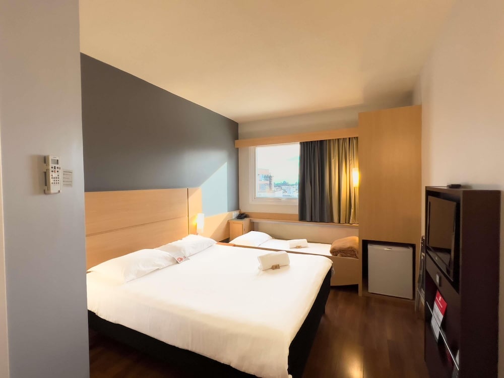 Ibis Passo Fundo Centro 10/49