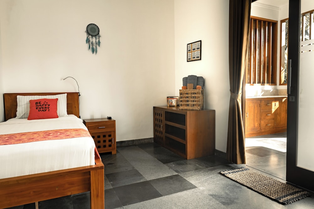 Design, Bungalow, 3 Beds, Pool Side، Bali Mynah Villas Resort 2/10