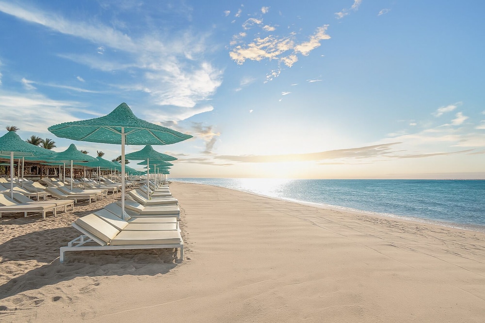 FLOW Spectrum Resort Sahl Hasheesh 97/102