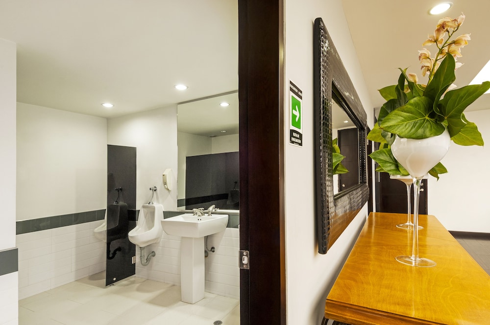 Hotel Egina Bogota 20/69