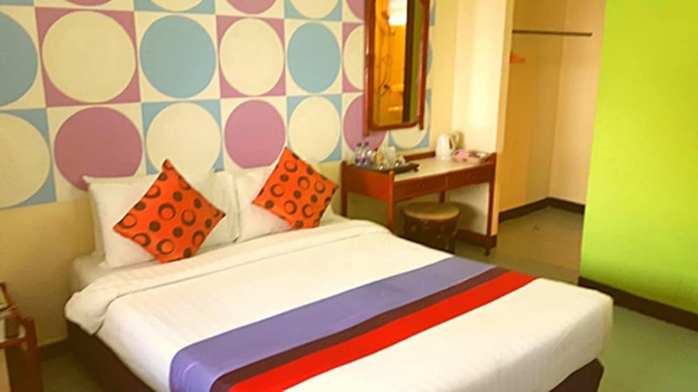 Sawasdee Sukhumvit Inn Hotel 10/38