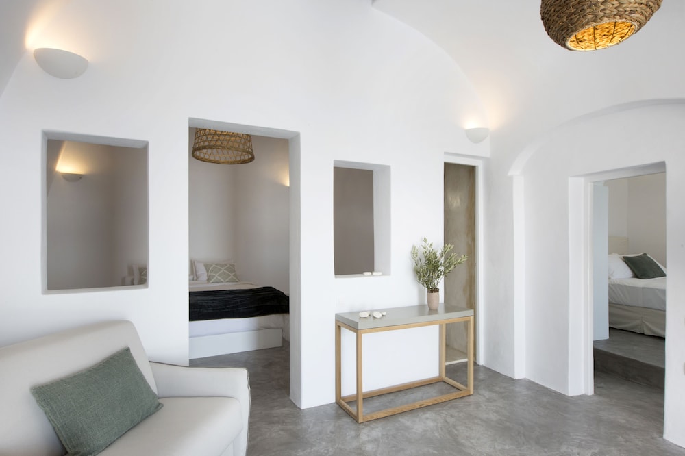 Villa Santorini 520 11/21
