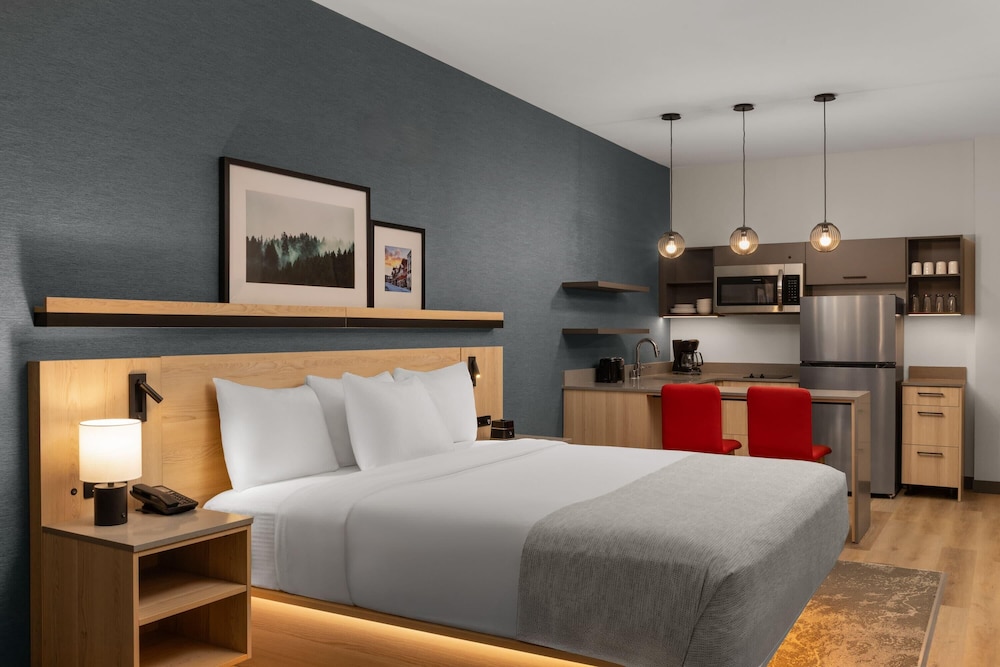 Hawthorn Extended Stay by Wyndham Leavenworth 24/61