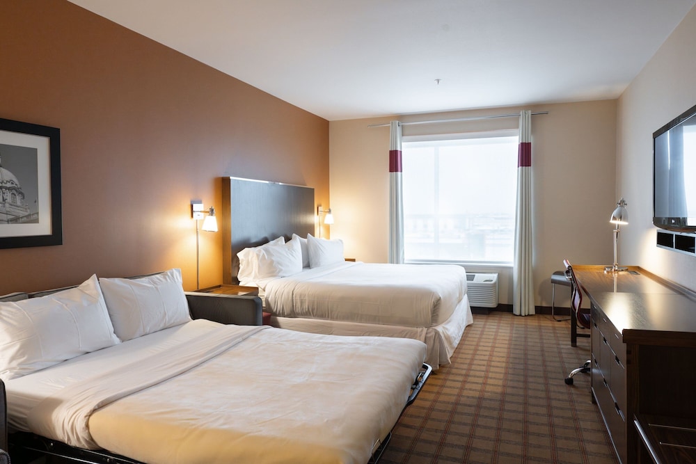 Four Points by Sheraton Edmonton International Airport 19/55