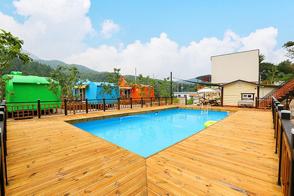Gapyeong Animal Caravan Pension 26/37