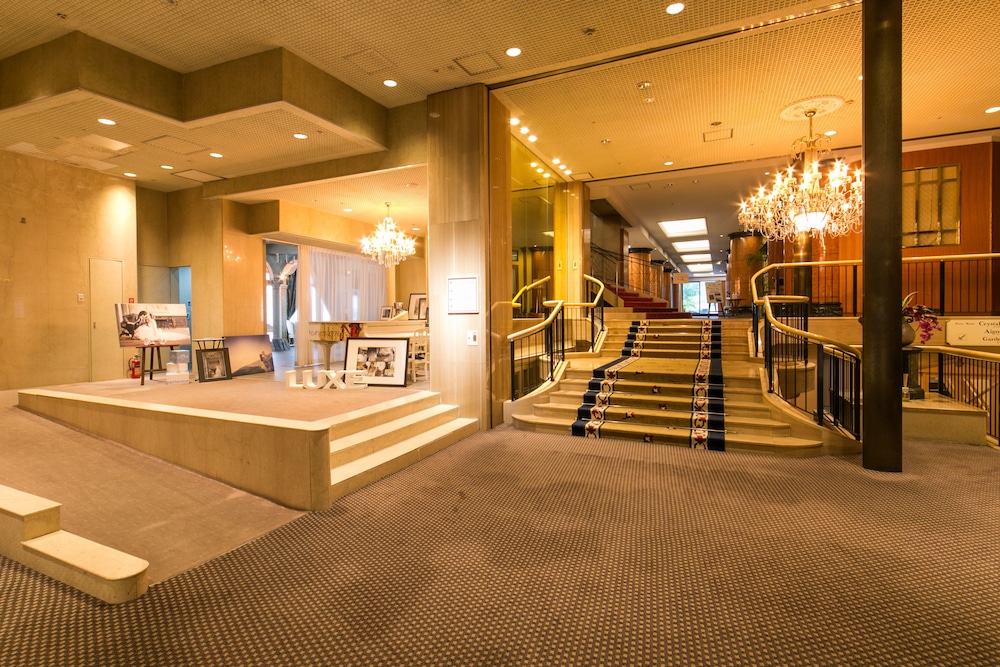 Hotel Crystal Palace 23/25