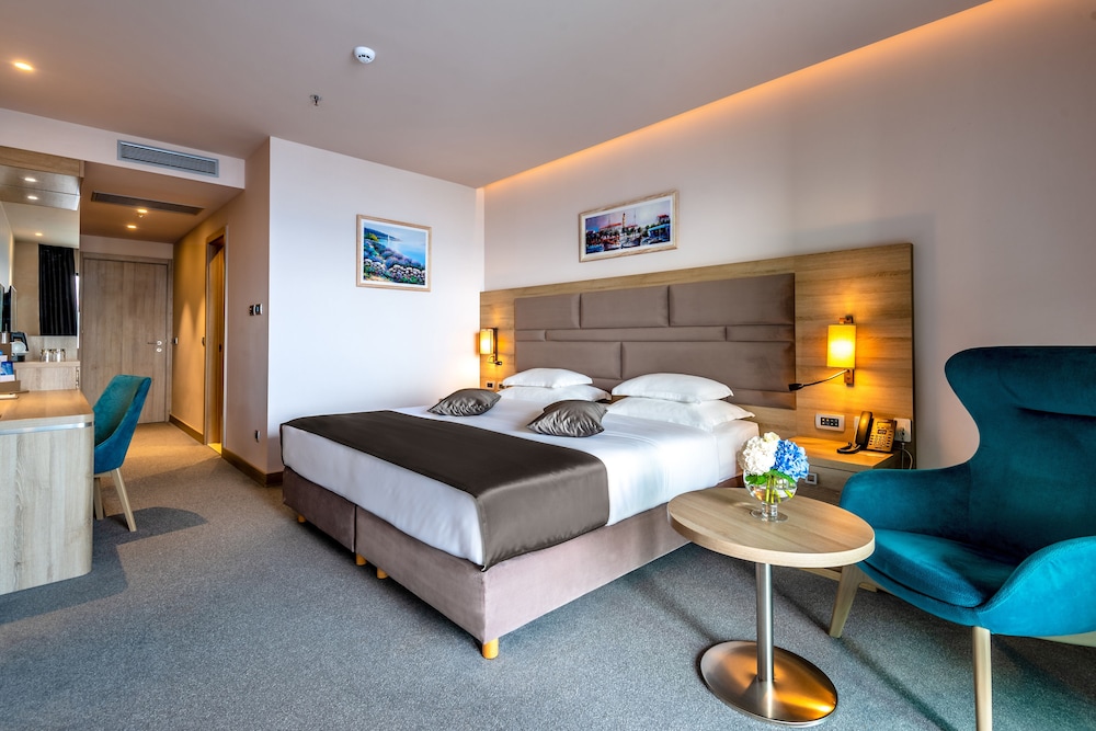 HOTEL PLAZA DUCE 8/50
