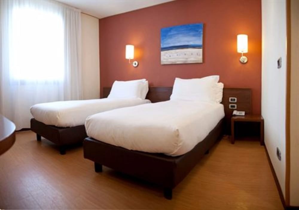 Hotel Europa 12/69