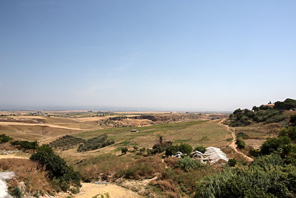 Alcazar de La Reina 58/66