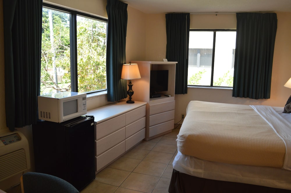 Fort Lauderdale Beach Resort Hotel And Suites 14/42