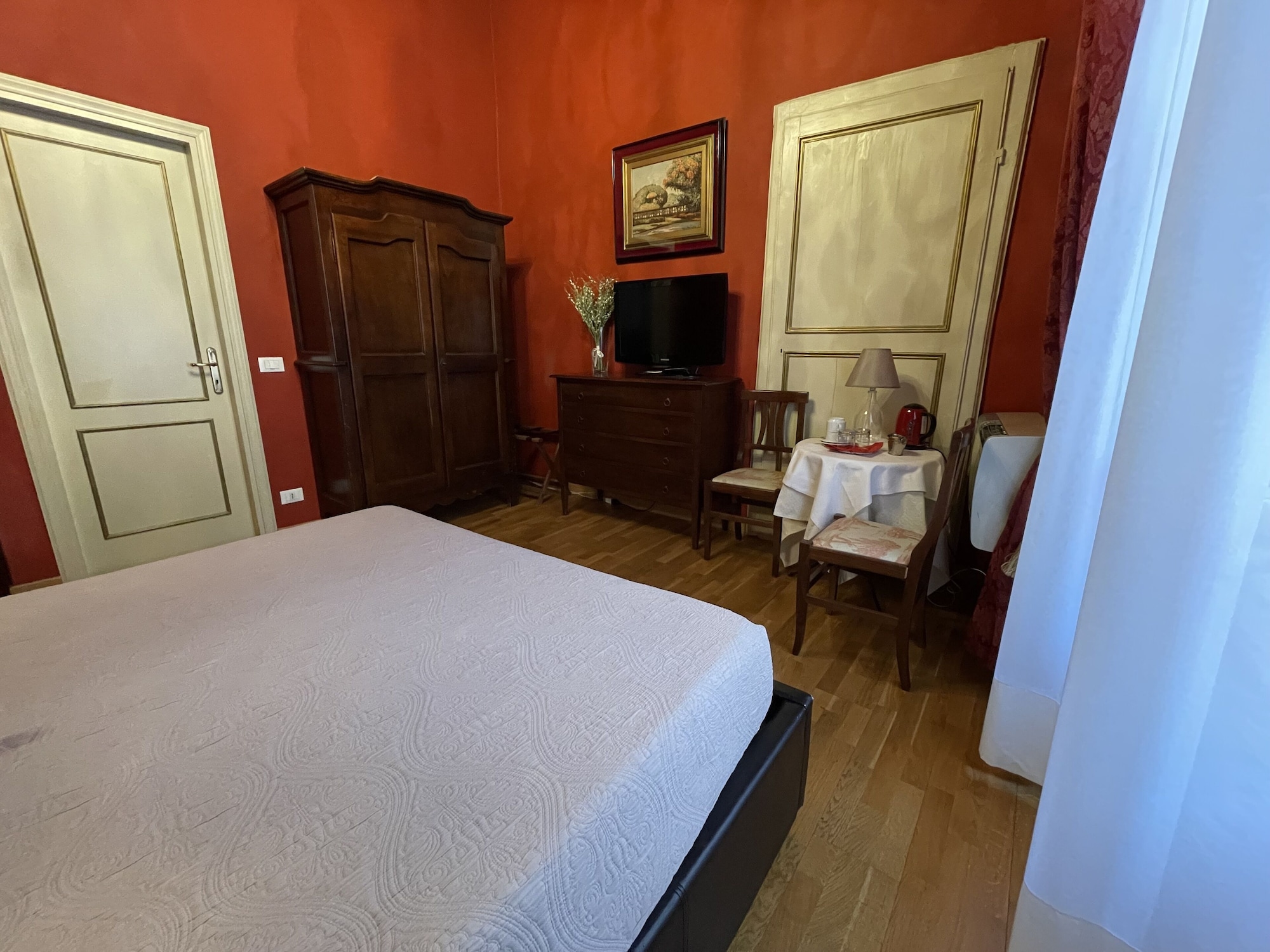 COMFORT, DOUBLE BED