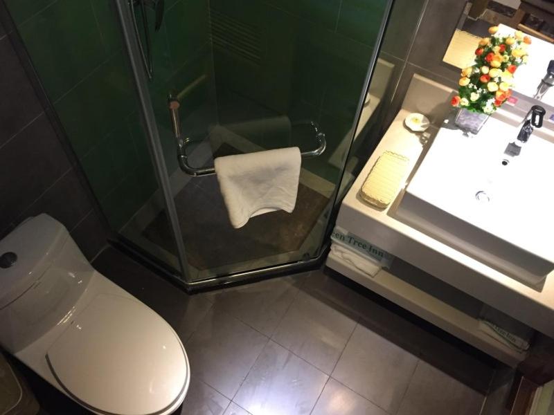 GreenTree Inn XiAn Xincheng District Raily Station Wukou Metro Station Hotel 49/49