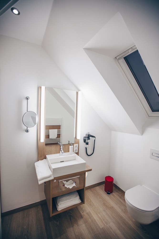 Hotel Luckys Inn Gmbh 48/50