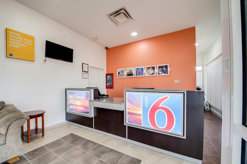 Motel6 Jennings, LA 10/49