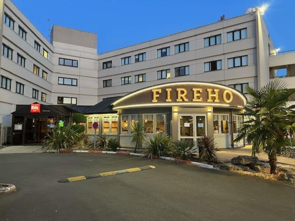 Ibis Poitiers Sud 63/67