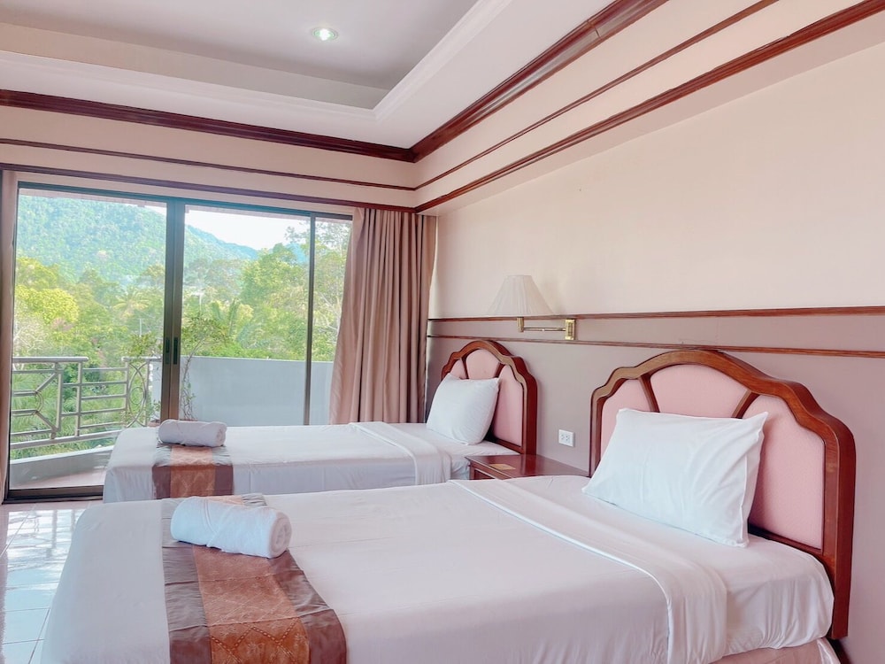 Supar Royal Beach Khanom 6/46