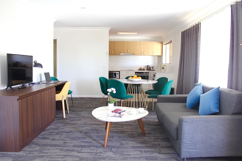Littomore Hotels and Suites 35/52