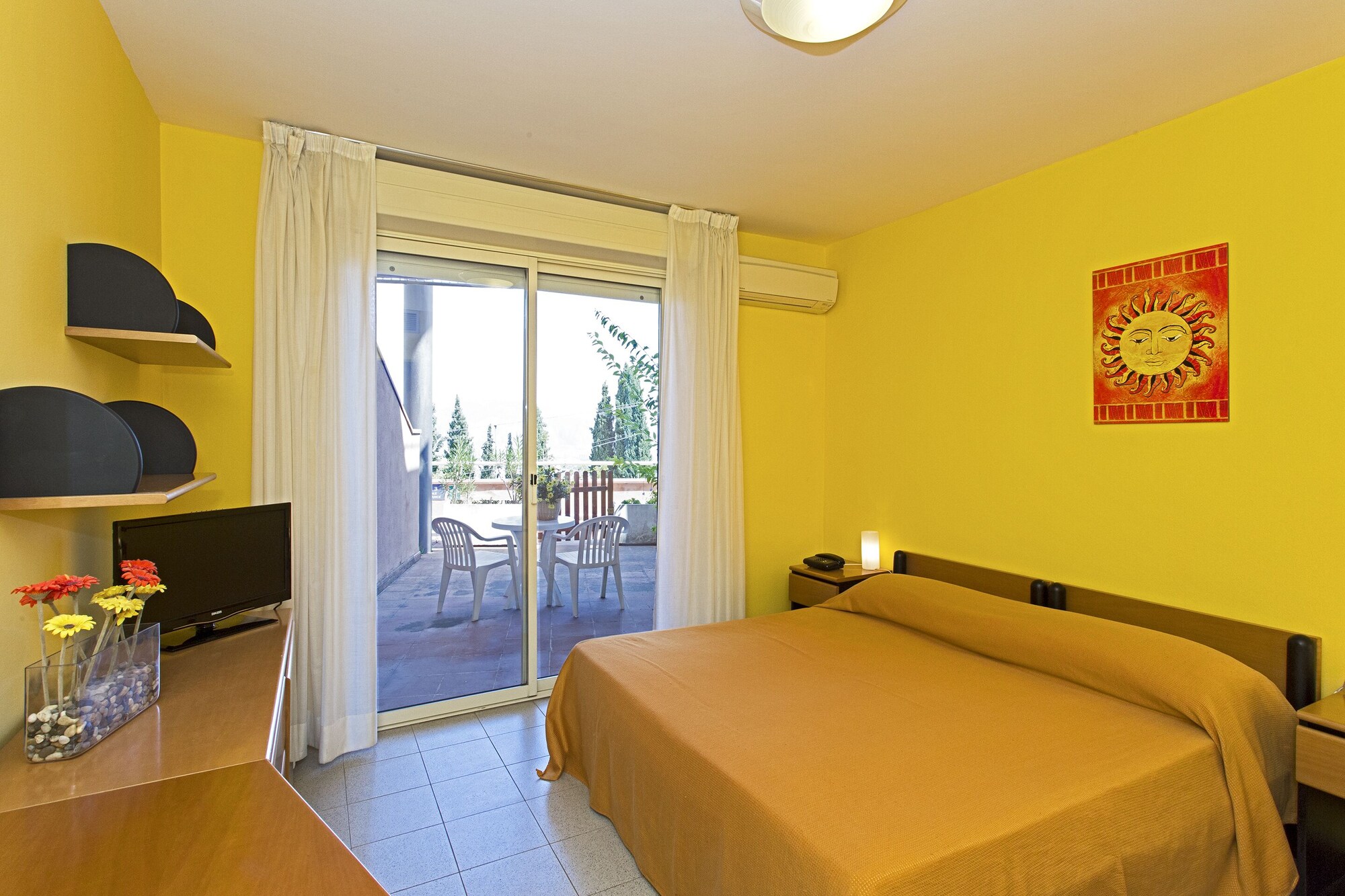 Economy, Queen Bed, Hotel Bel 3 3/7