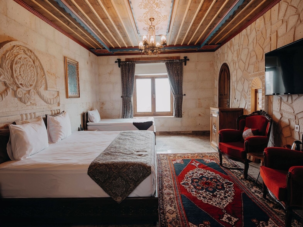 Hikmet's House 14/48