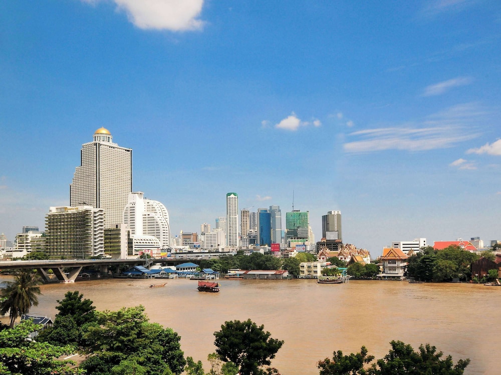 Movenpick Hotel Sukhumvit 15 Bangkok 67/71