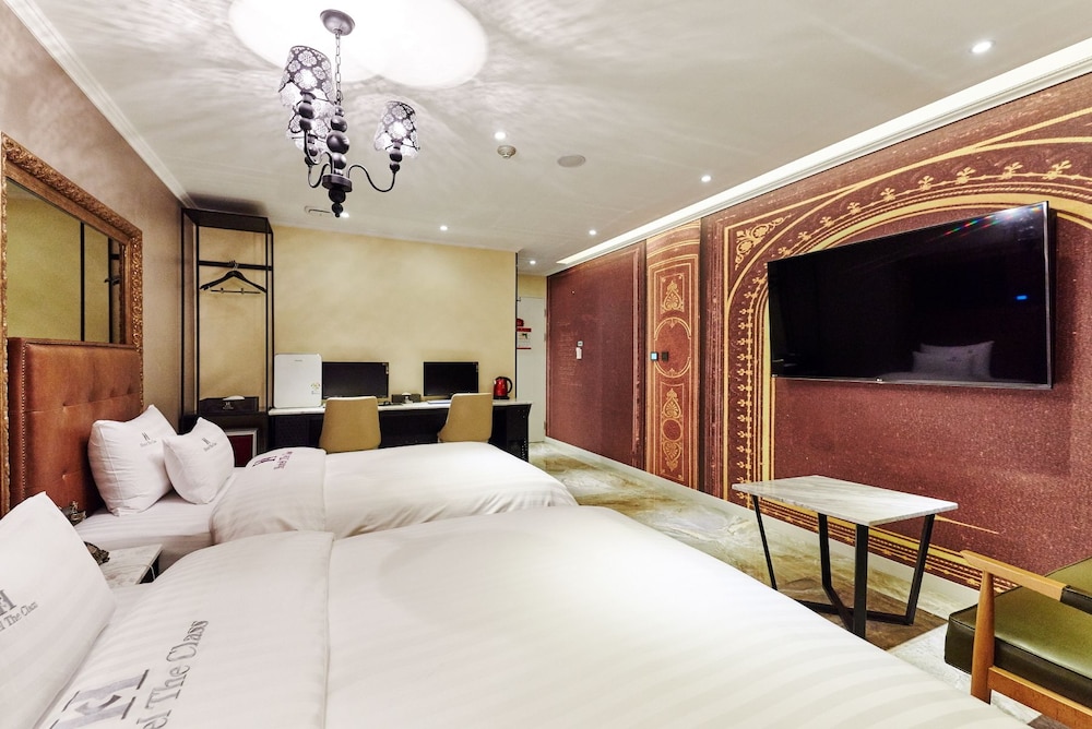 Hotel The Class 13/45