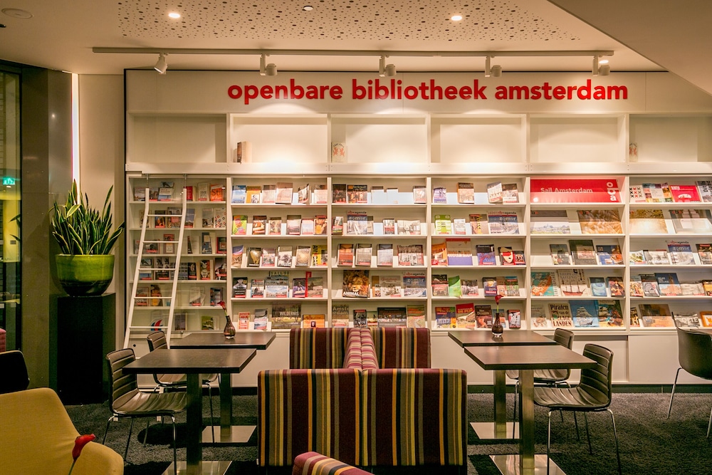 Doubletree By Hilton Amsterdam Centraal Station 70/88