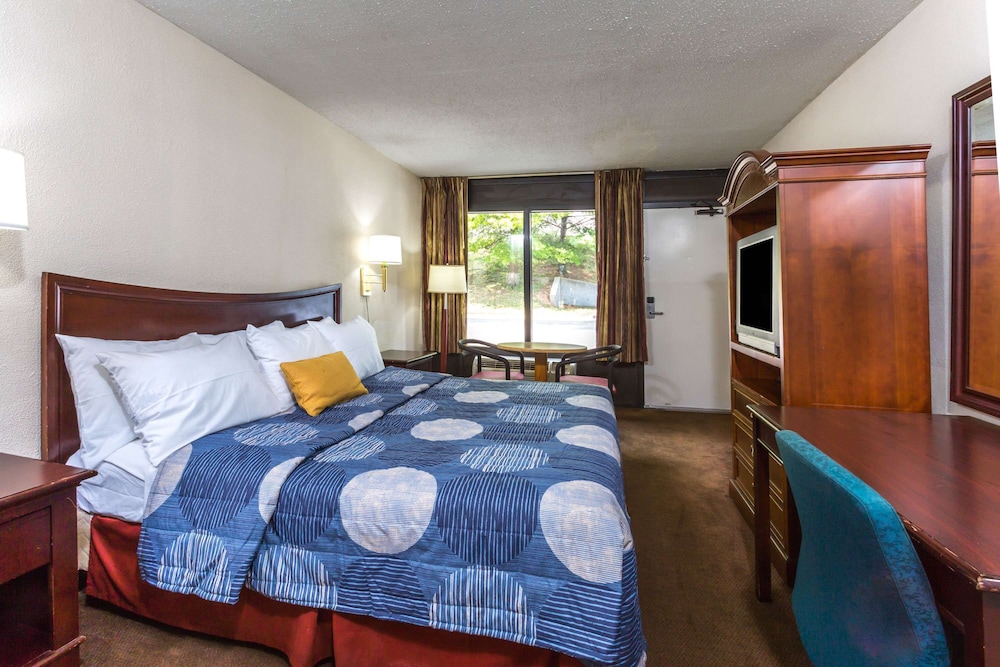 Days Inn by Wyndham Baltimore Northwest 18/51
