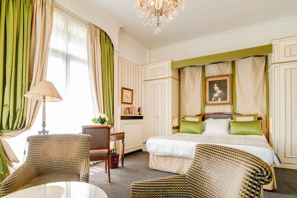 Hotel Napoleon Paris 11/41