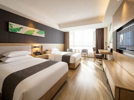 Superior, Twin Beds