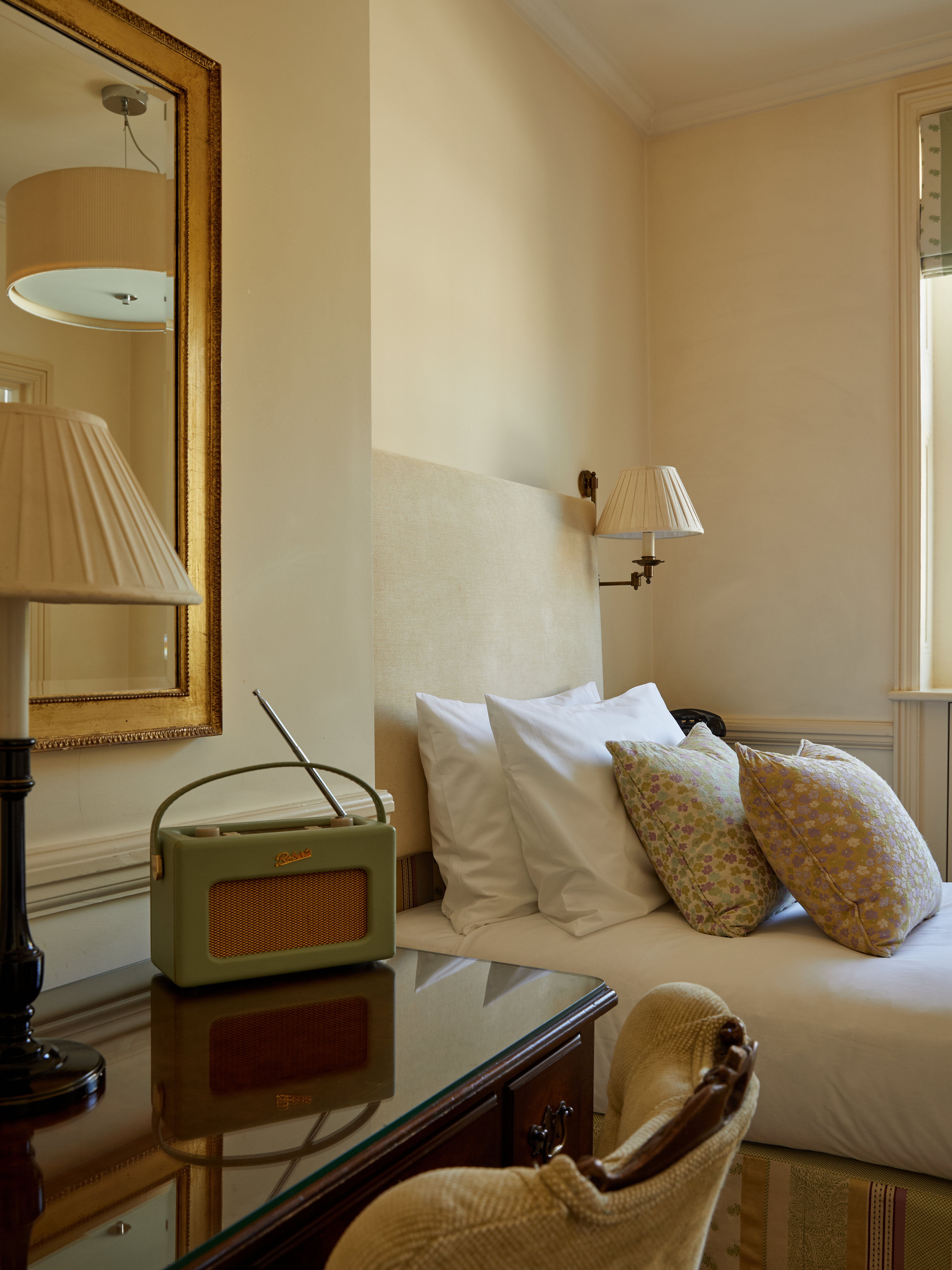 غرفة مفردة، Durrants Hotel 4/14