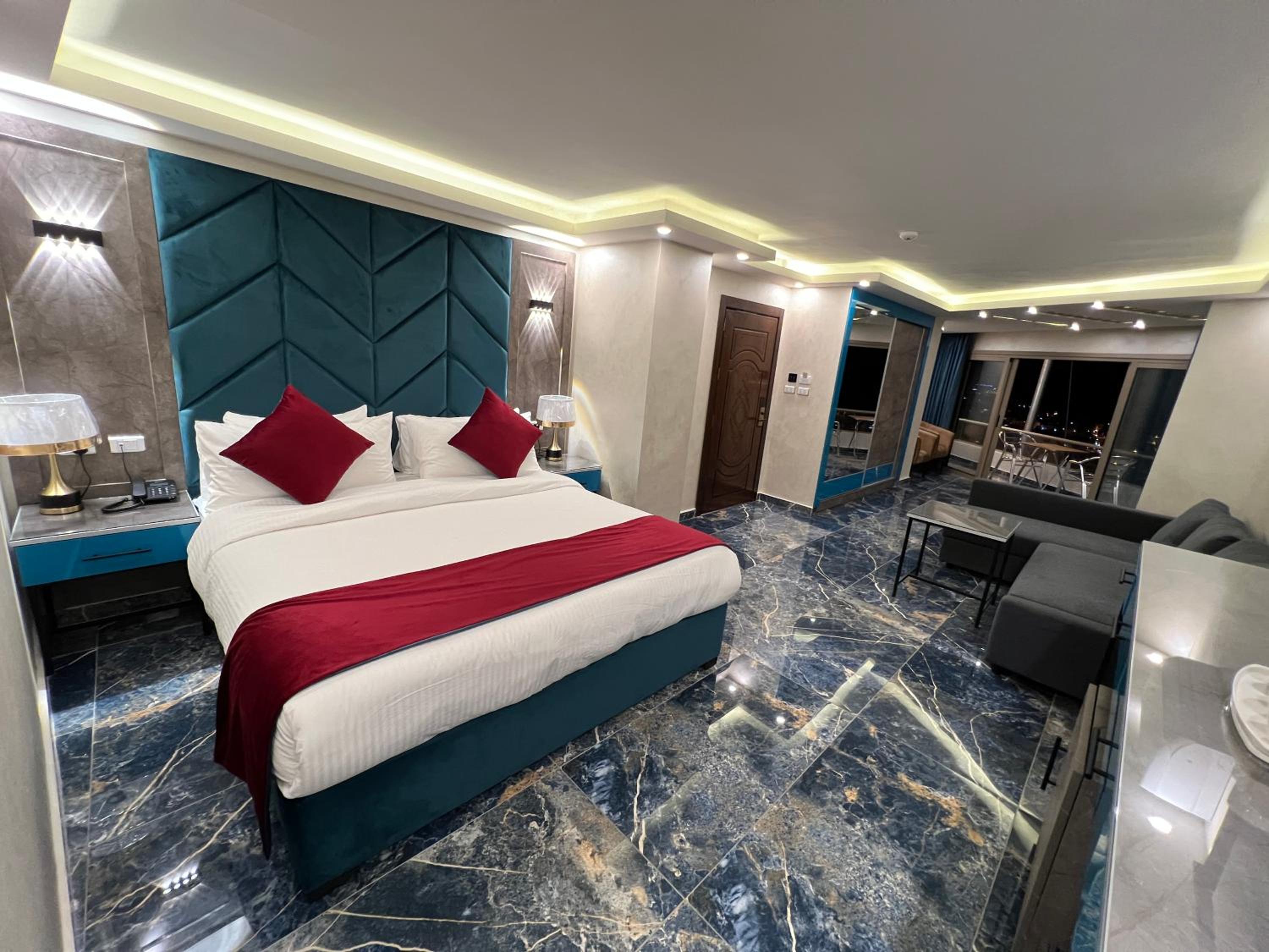جناح عائلي، Petra Sella Hotel 3/10