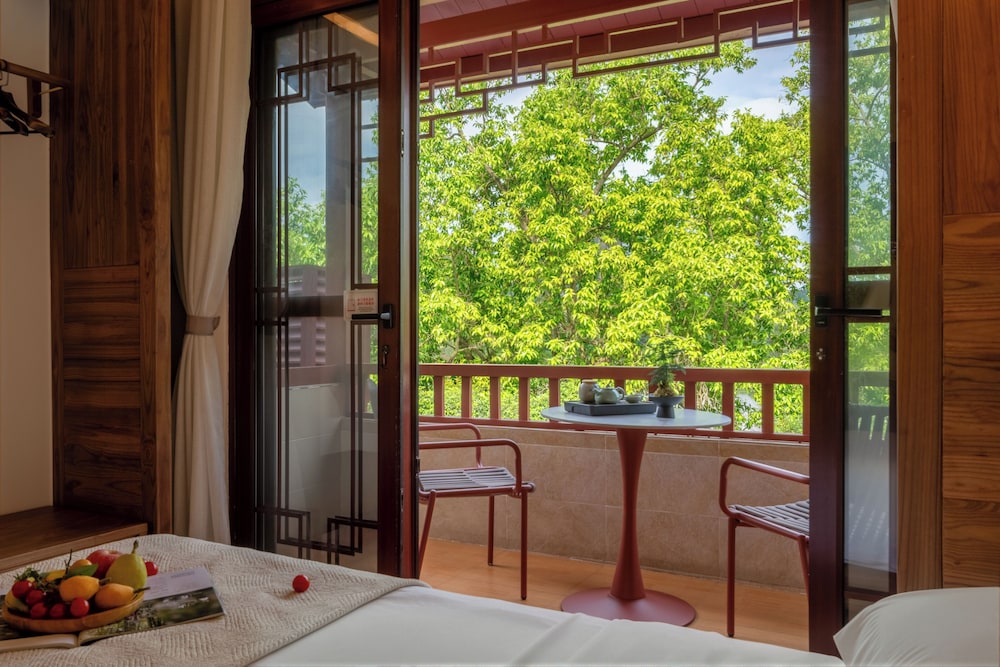 Yangshuo River View Hotel 40/50