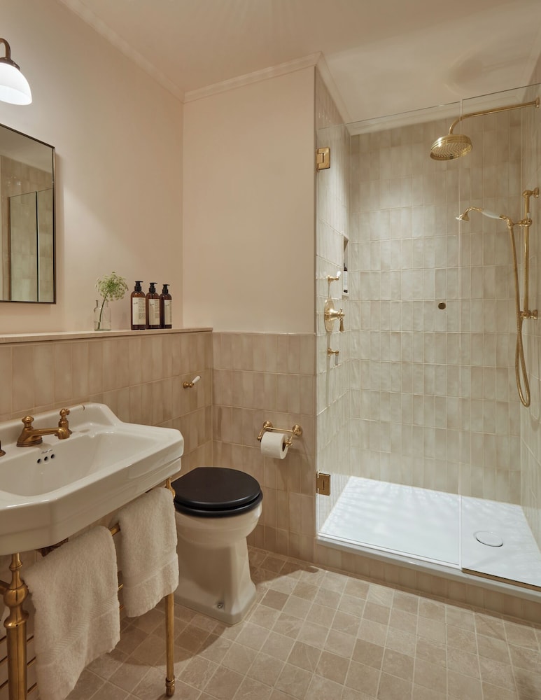 K+K Hotel George Kensington 66/67
