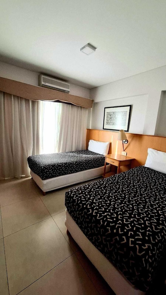Urbanas Suites 18/36