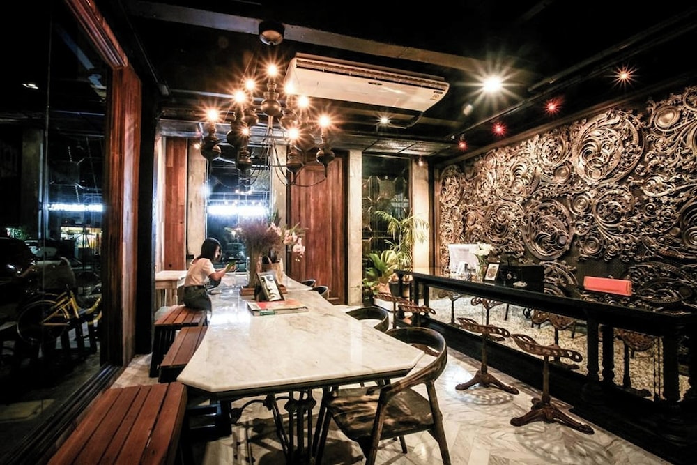 Shade House - Phuket Downtown 36/50