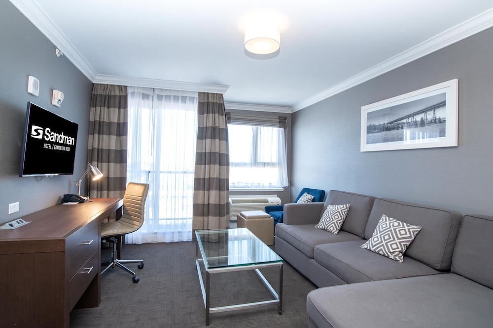 Sandman Hotel Edmonton West 30/46