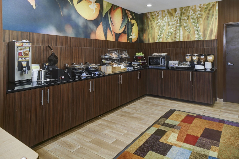 Fairfield Inn By Marriott Dothan 23/31