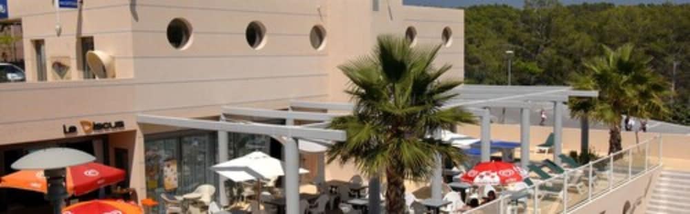 Les Parasols d Argens 5/44