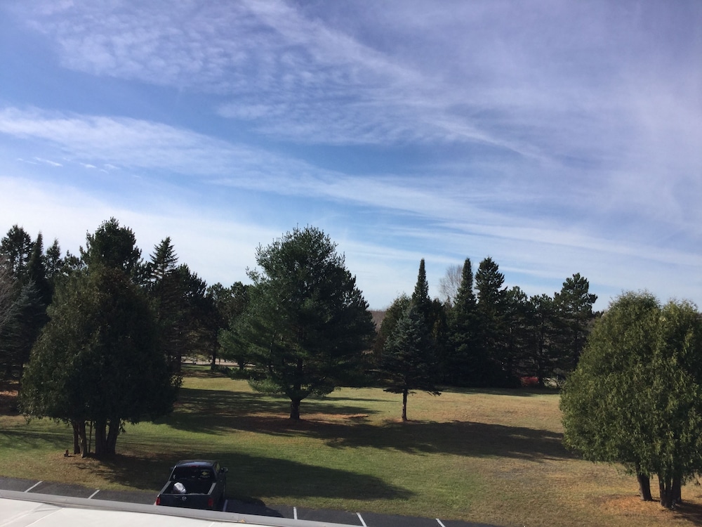 Cedars Motel 69/72