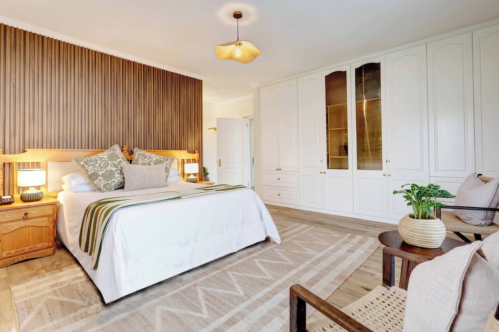 Bell Rosen Guesthouse 23/68