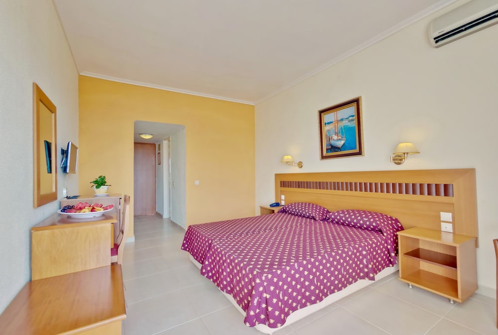 Mendi Beach Hotel 13/50