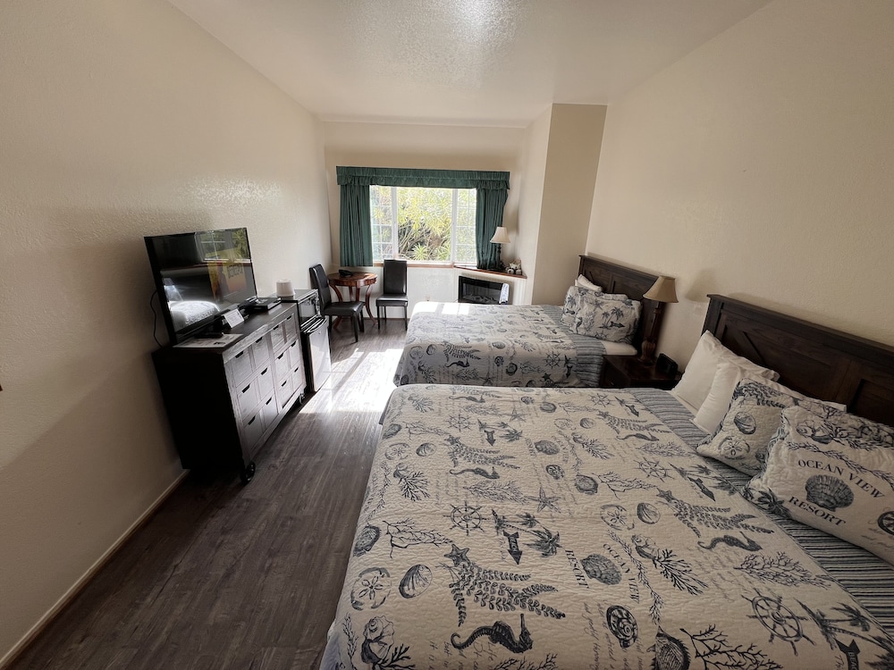 Gualala Country Inn 30/45