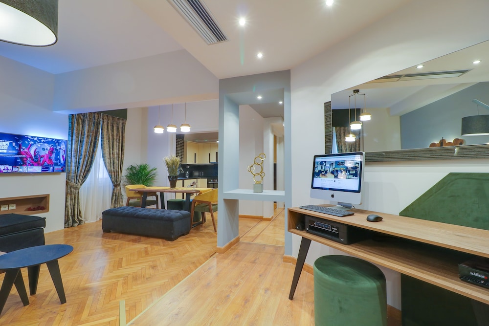 AthiNN Residence 43/50
